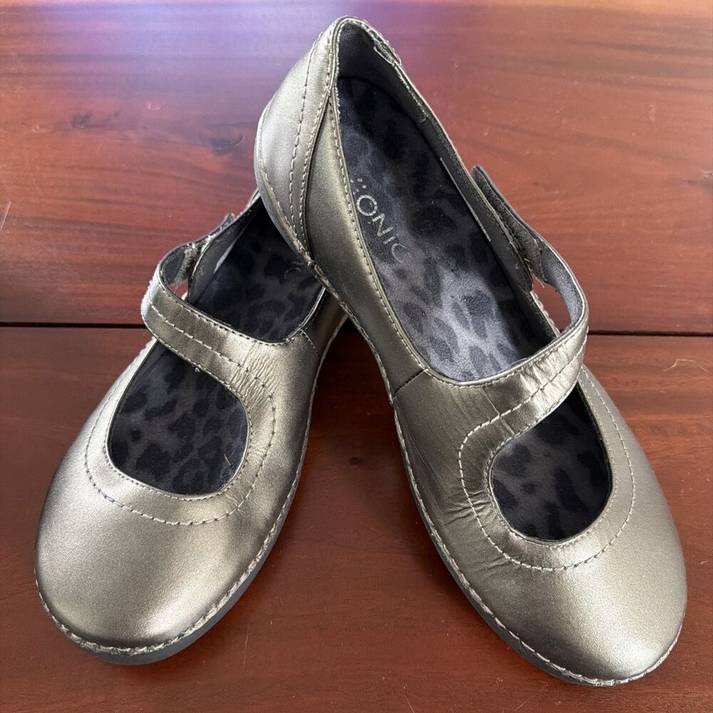 Vionic 354 Harper Mary Jane Shoe Silver Leather Flat Comfort Size 8 / 39